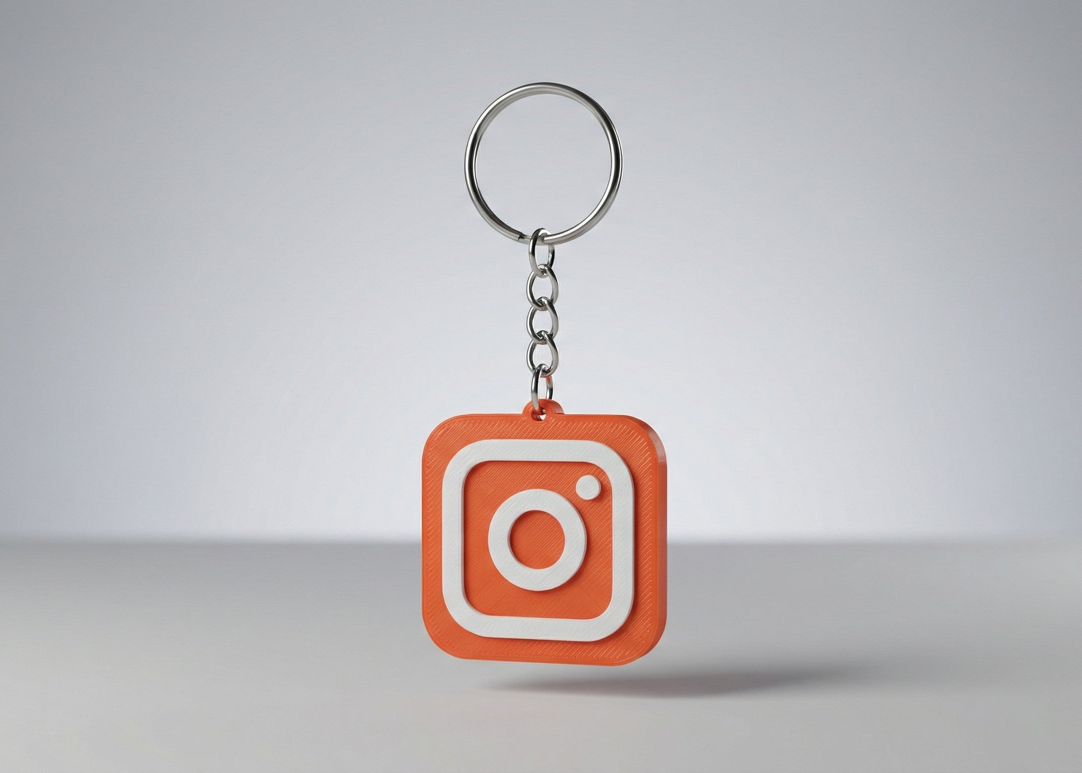 Instagram Keychain with NFC – Tap to Share Your Profile