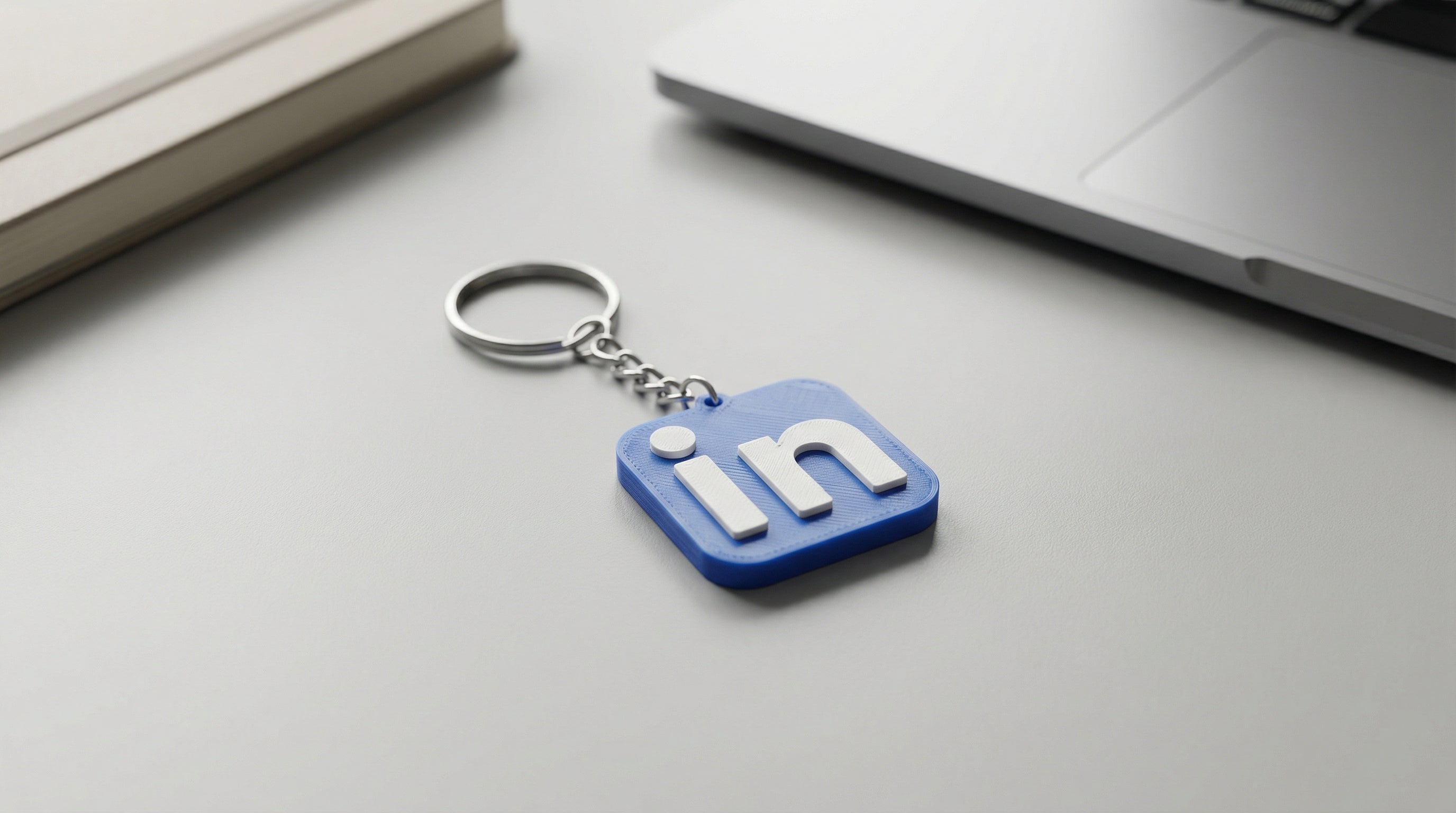 LinkedIn Keychain with NFC – Tap to Share Your Profile